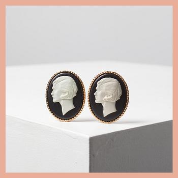 EARCLIPS, Chanel.
