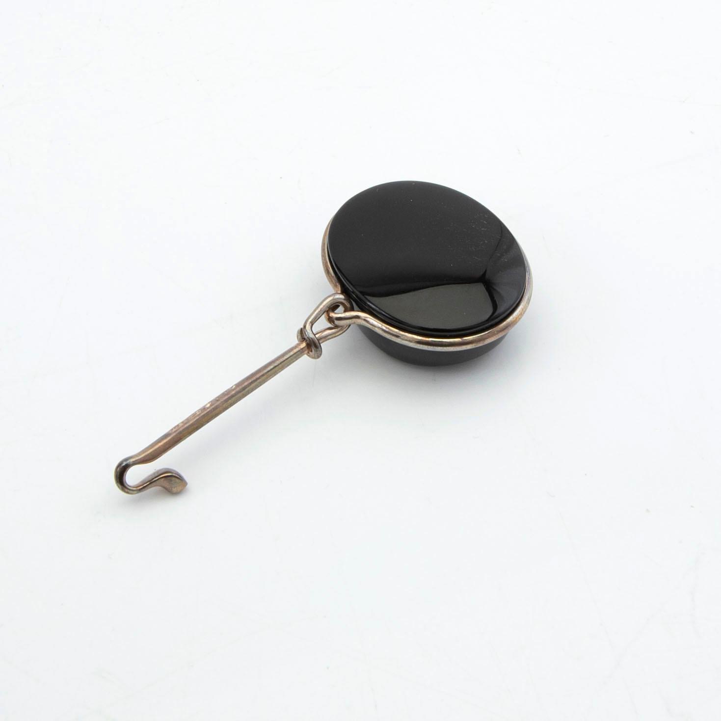 Vivianna Torun Bülow-Hübe, necklace, silver, with two pendants in rock crystal and onyx, by Georg Jensen.