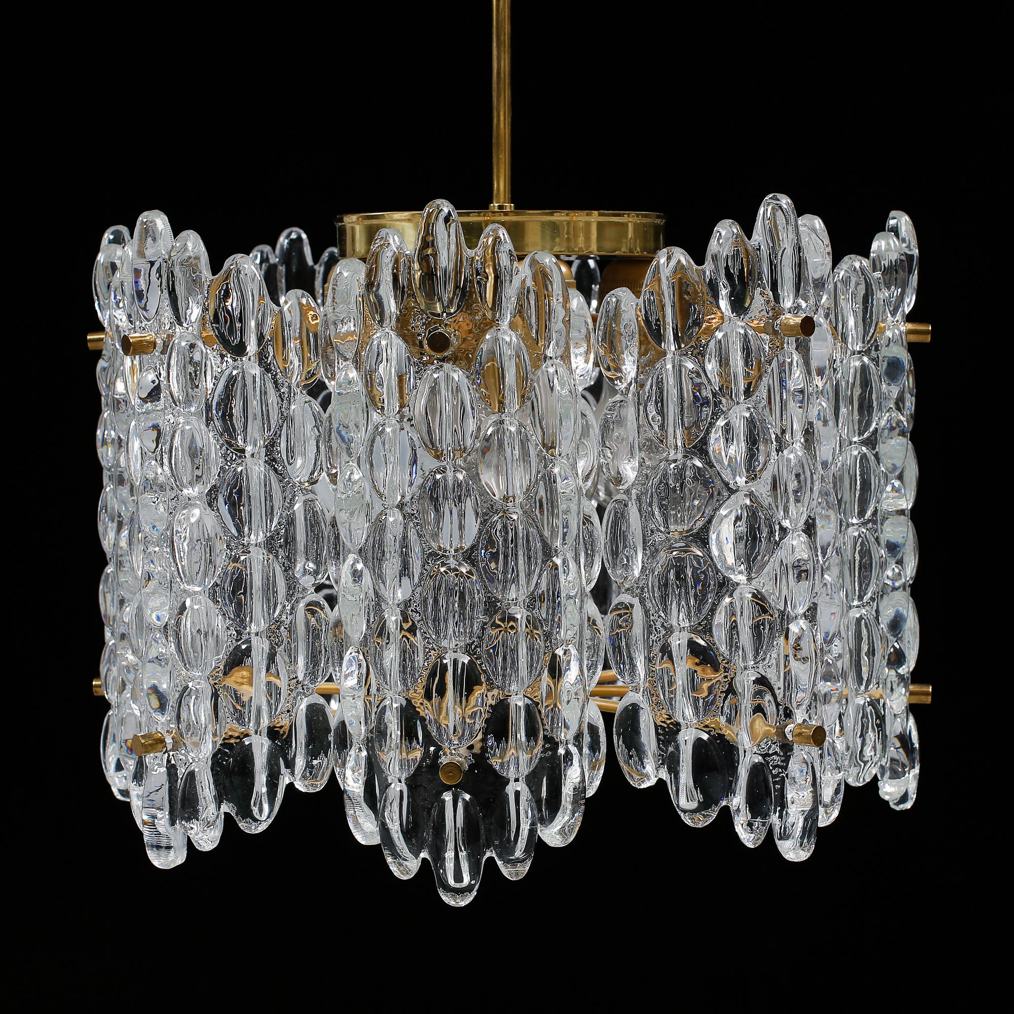 TAKLAMPA, Carl Fagerlund för Orrefors, 1900-talets andra hälft, höjd ca 45 cm (exklusiev kedja).