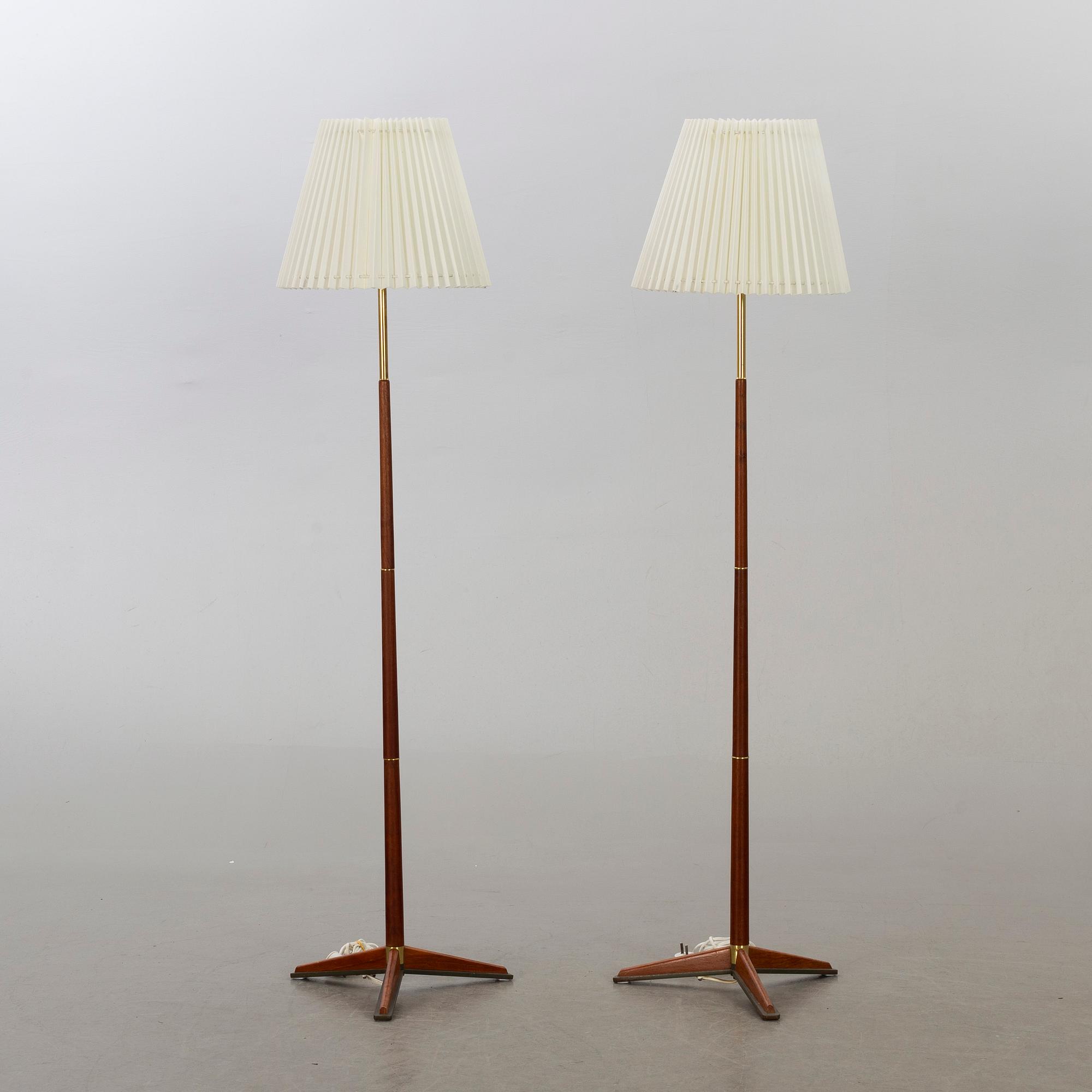 A pair of floor lamps, MAE, Möller Armatur Eskilstuna, 1950-tal.