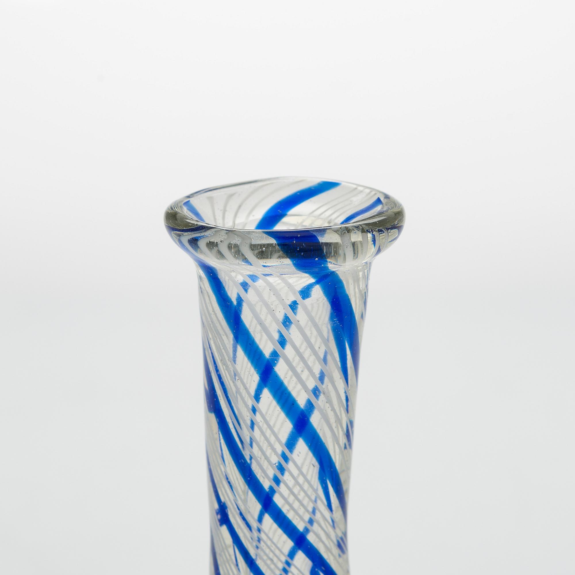 A ca 1860s filigree glass decanter from Nuutajärvi Finland.