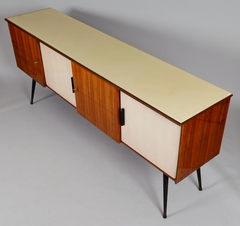 SIDEBOARD, 1950-tal.