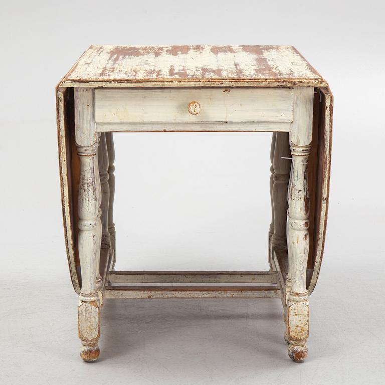 Drop-leaf table, 19th century.