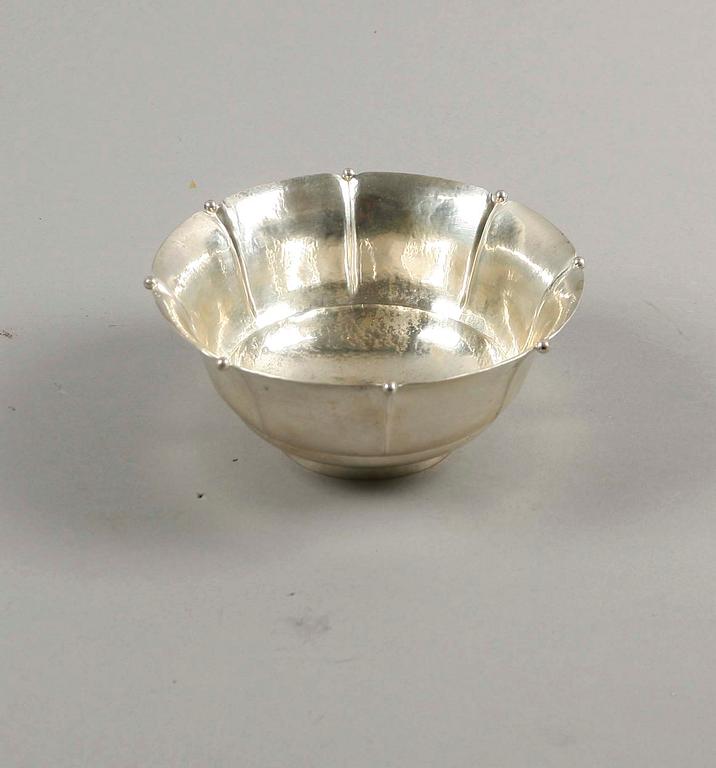 SKÅL, silver. C.G Hallberg, Stockholm 1917.