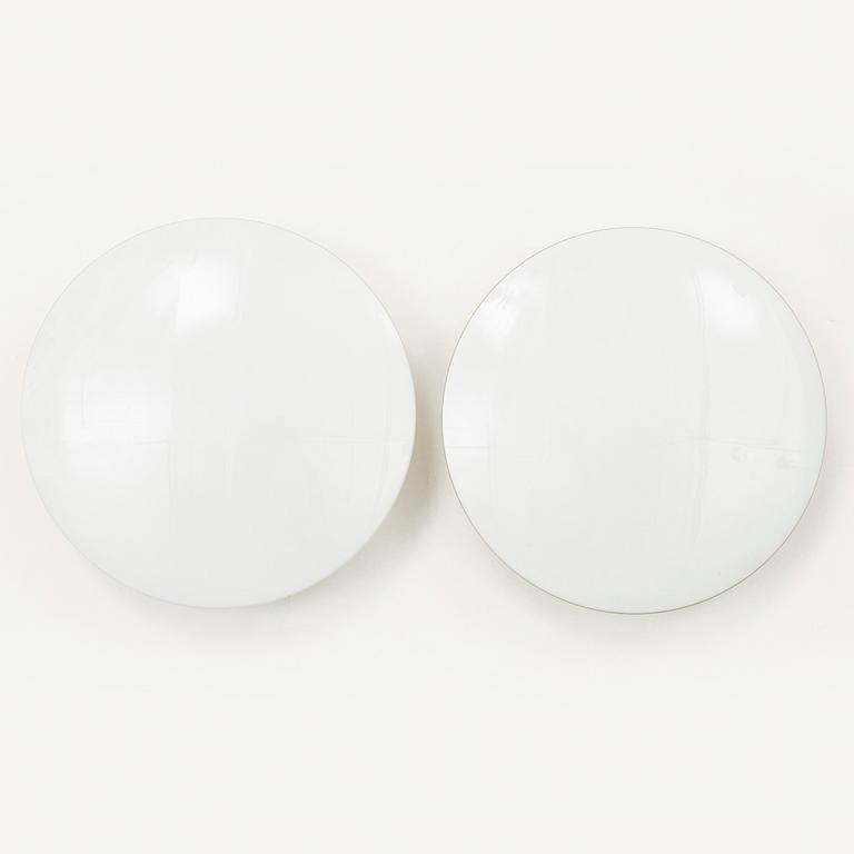 Arne Jacobsen, ceiling/wall lamps, a pair, AJ-Eklipta, 32012 for Louis Poulsen, Denmark.