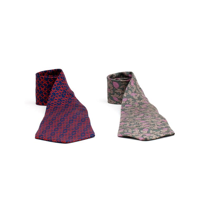 HERMÈS, two silk ties.