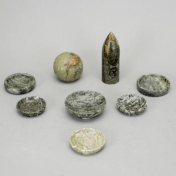 PARTI KOLMÅRDSMARMOR, 8 delar, 1900-tal.