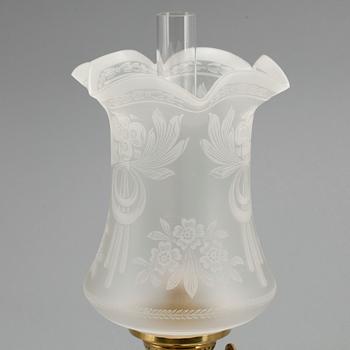 FOTOGENLAMPA, mässing/glas, omkring år 1900.