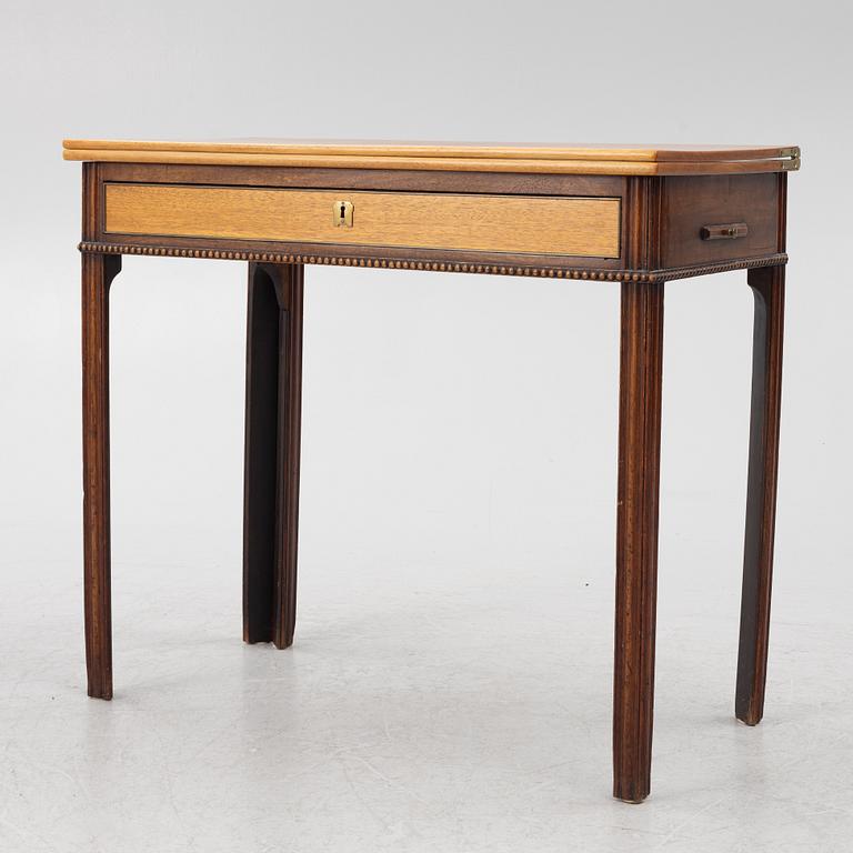 Spelbord, omkring år 1800. Sengustavianskt.