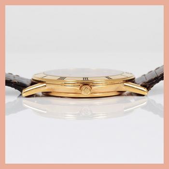 ARMBANDSUR, dam, Gucci.