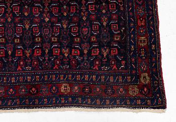 A semi-antique Bidjar carpet, c. 310 x 145 cm.