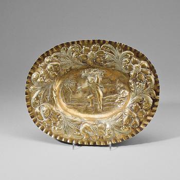 PRESENTERFAT, mässing, barock, 1700-tal.