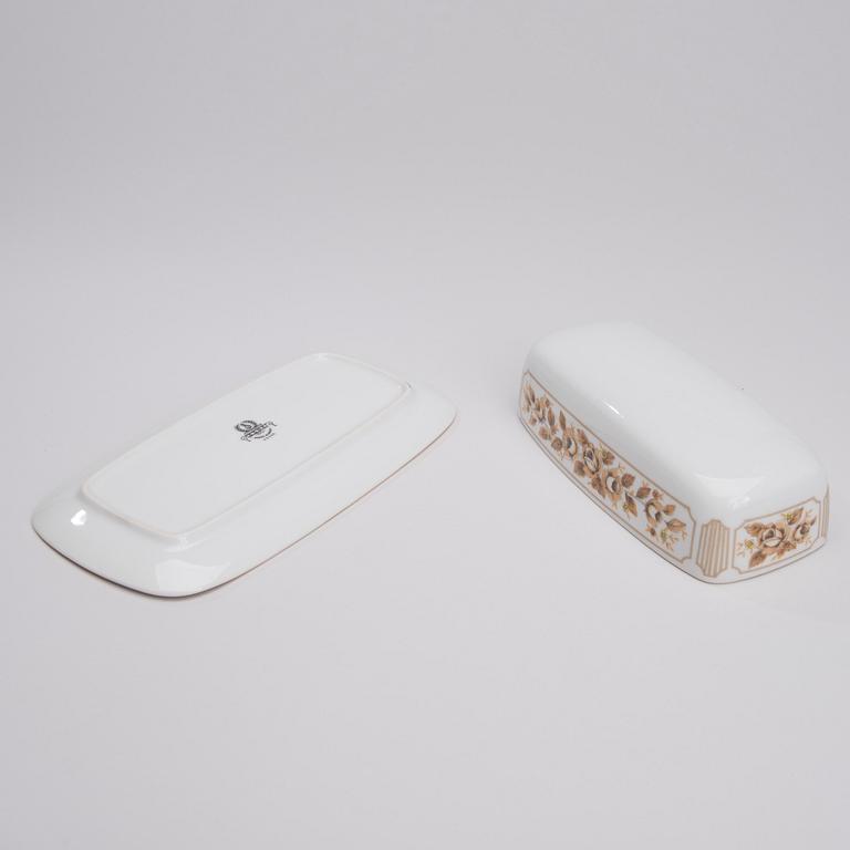 SERVIS, ca 66 delar, "Sone" porslin, Japan 1900-tal.