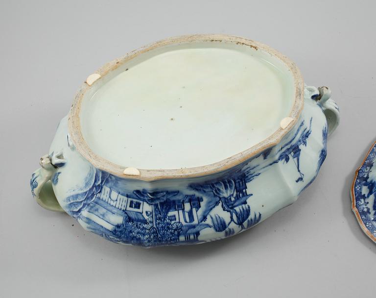 TERRIN, porslin, Kina, 1700-tal.