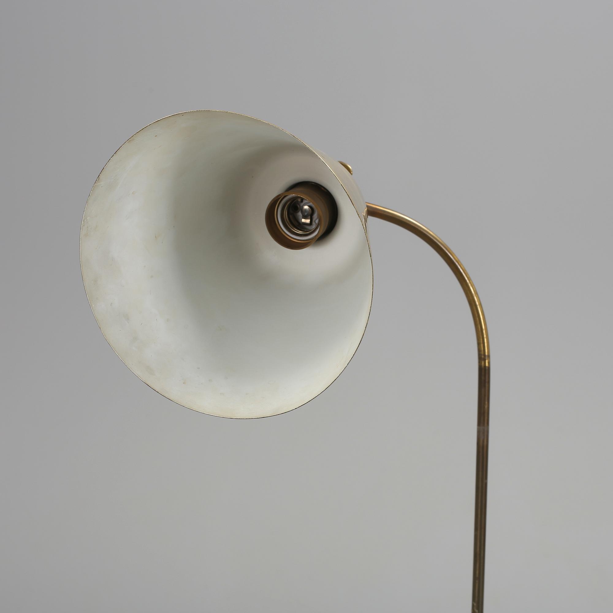 GOLVLAMPA, 1930/40-tal.