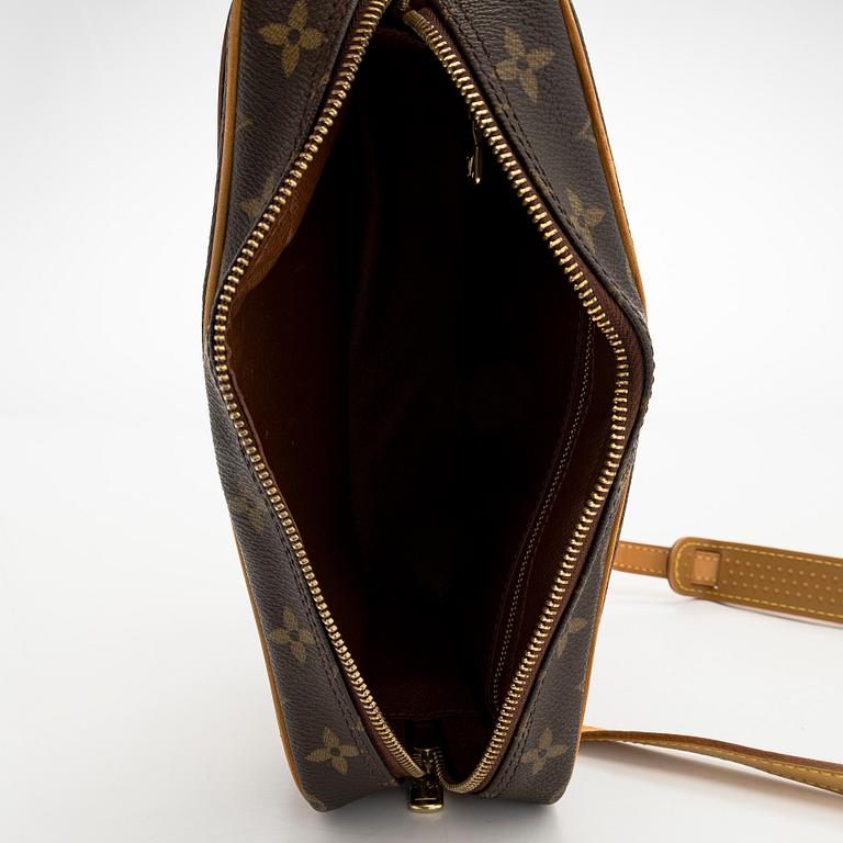 Louis Vuitton, väska, "Trocadero 27".