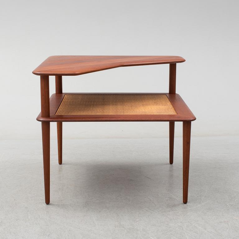 PETER HVIDT & ORLA MØLGAARD NIELSEN, "Minerva" soffbord.