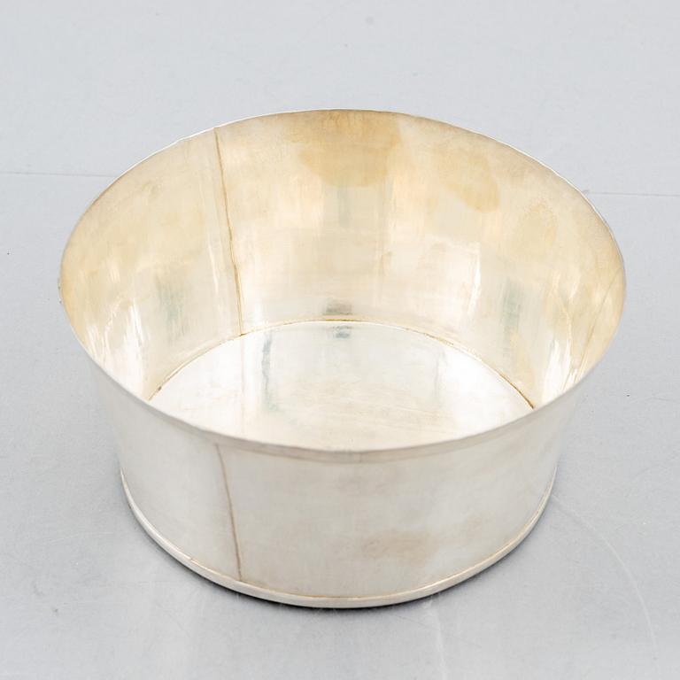 Birger Haglund, a sterling silver bowl, Stockholm, 1984.