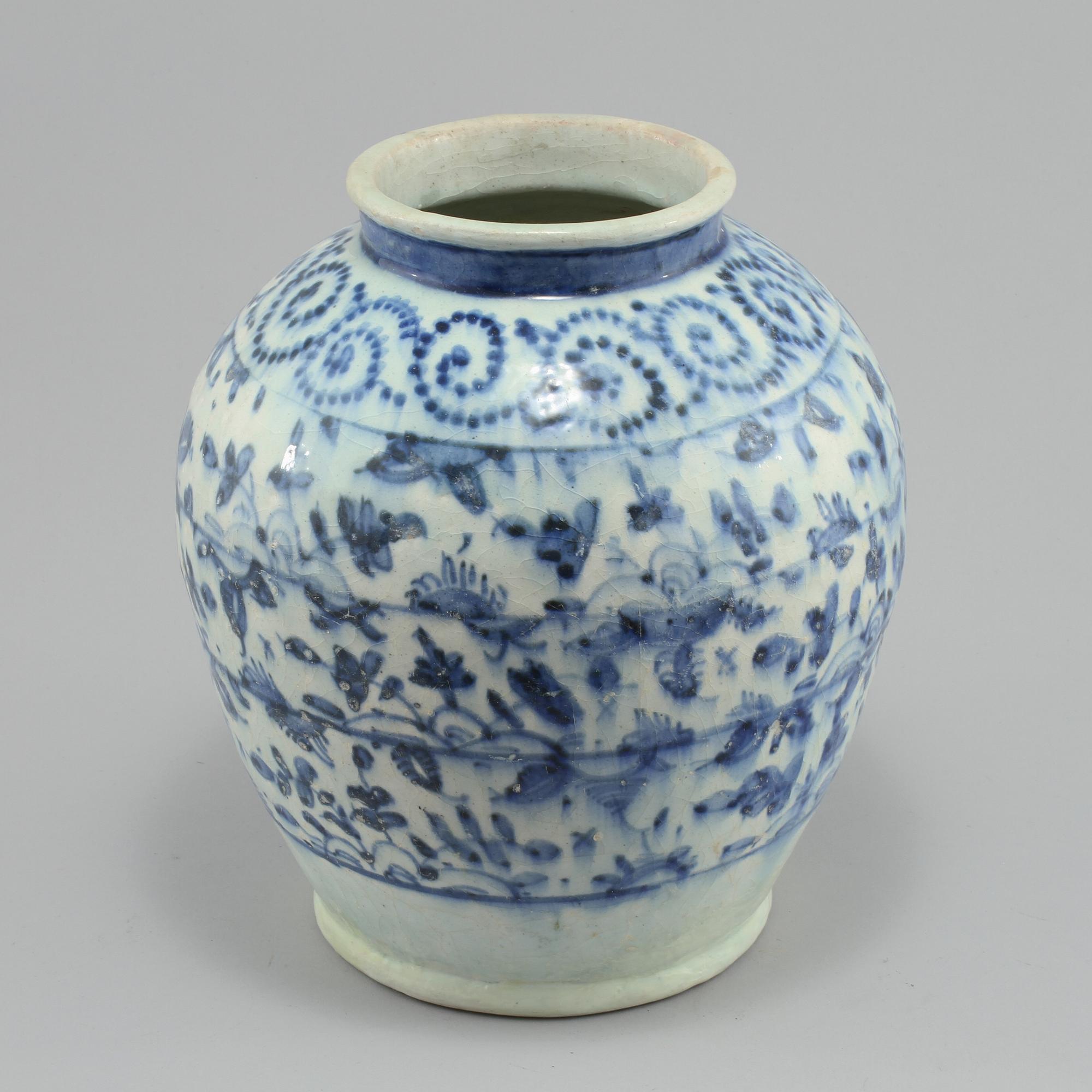 KRUKA, porslin, troligen sydasien, 1800-tal.