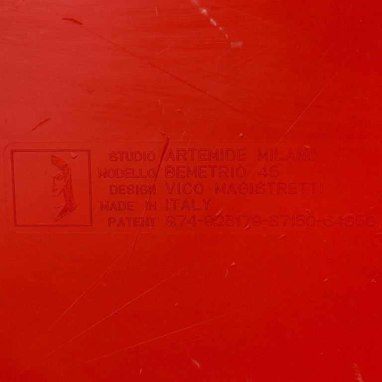 VICO MAGISTRETTI, bord, 4 stycken, "Demetrio 45", Artemide, Milano, Italien, 1900-talets senare del.