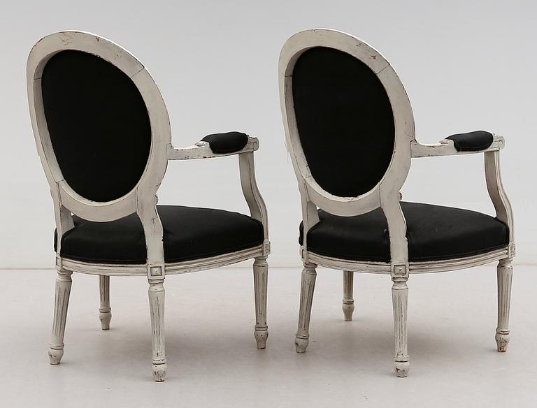 KARMSTOLAR, 1 par, gustaviansk stil, 1900-tal.