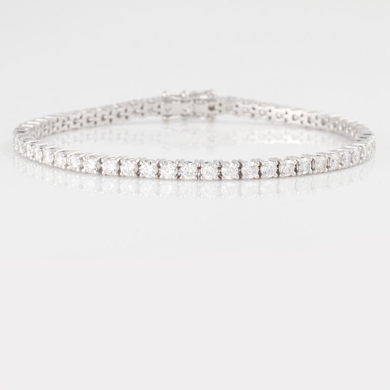 ARMBAND, sk tennisarmband, med briljantslipade diamanter, ca 5.00 ct.