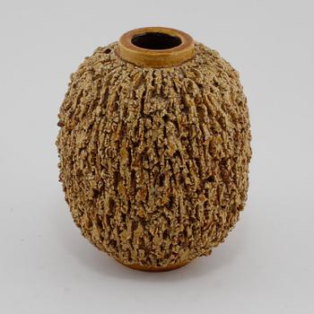 VAS, chamotterat stengods, Gunnar Nylund, Rörstrand, 1900-talets andra hälft.