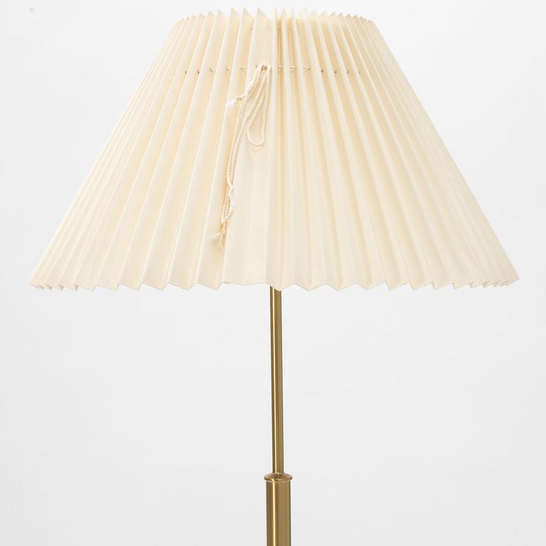 Josef Frank, a pair of model 2148 floor lights, Firma Svenskt Tenn.