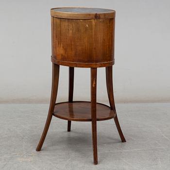 LAMPBORD, 1800-talets första hälft.