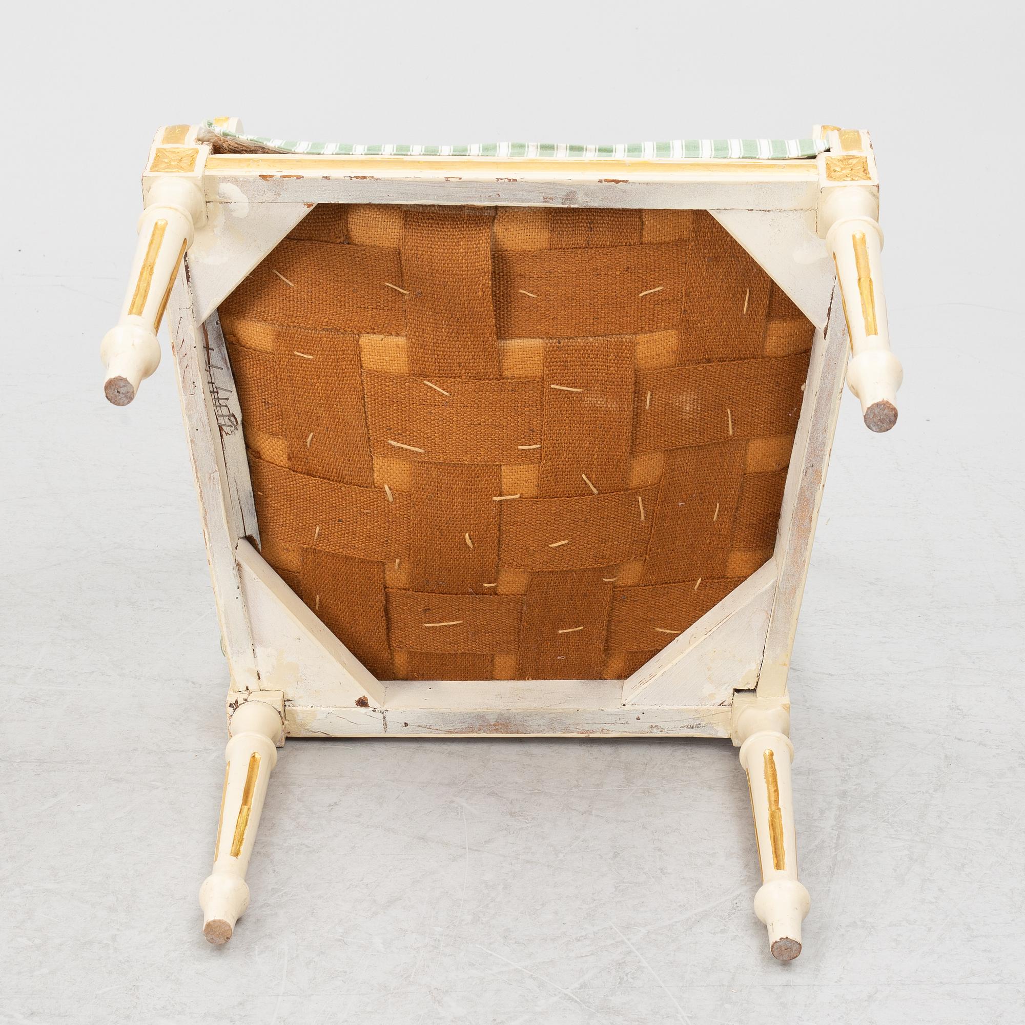 Karmstolar, ett par, gustaviansk stil, 1800-tal.