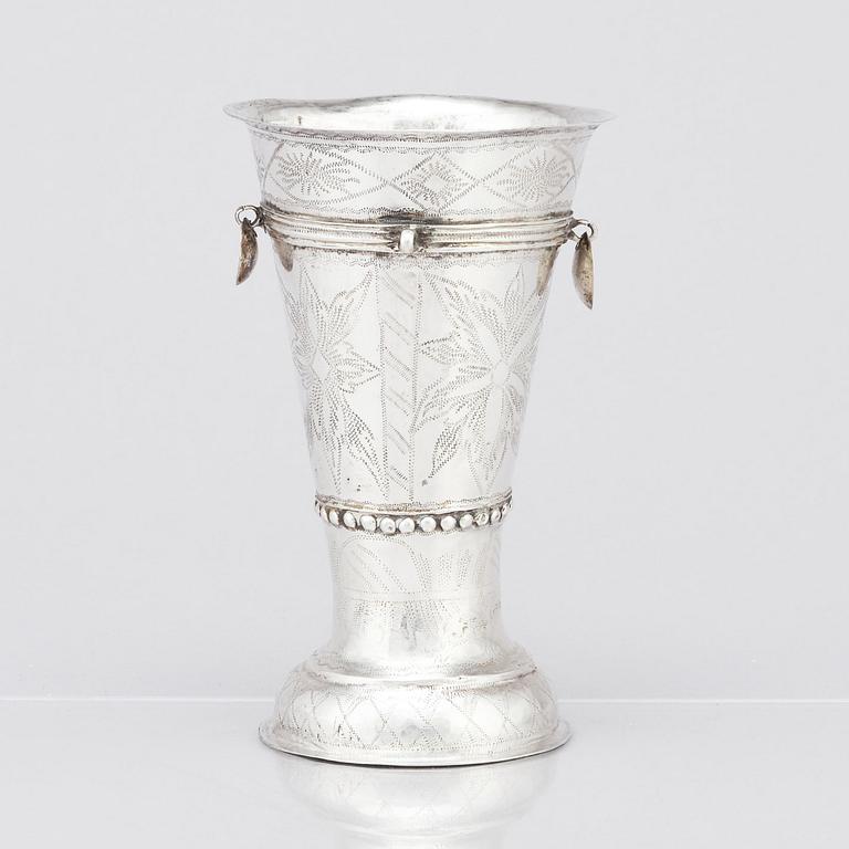Skrammelbägare, silver, Norge oidentifierad mästare HM, Bergen 1822.
