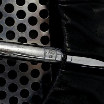 SNURRFÅTÖLJ, "LC7", Le Corbusier, Pierre Jeanneret och Charlotte Perriand, Cassina.