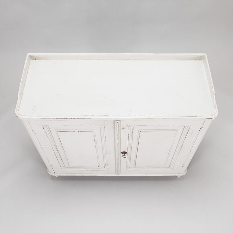 Kaappi, 1800-luvun alkupuoli.