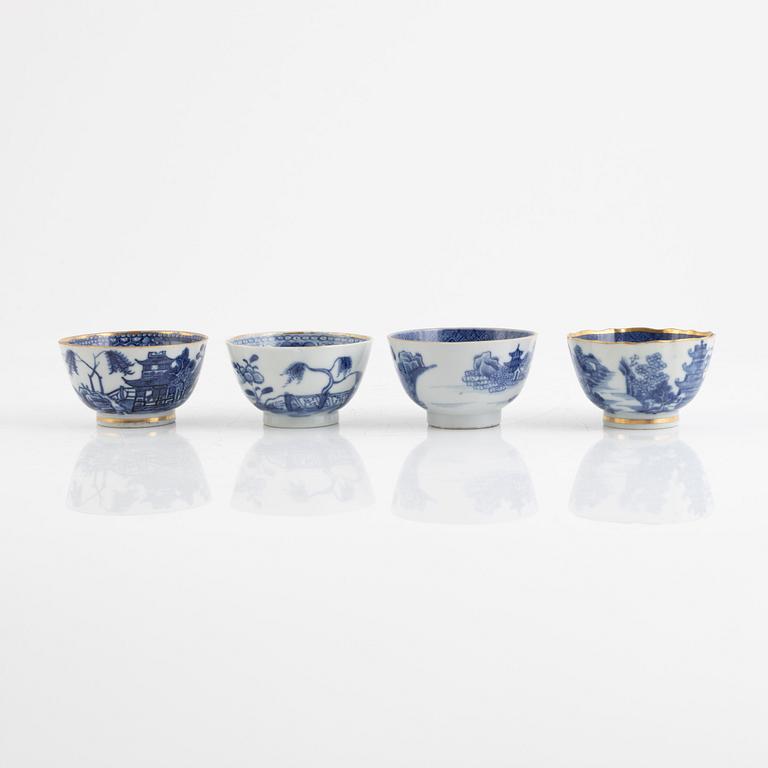 Ten pieces of porcelain, China, Qing dynasty, 18th-19th century.