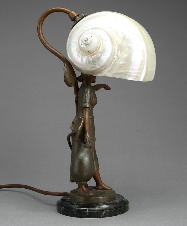 BORDSLAMPA, metall, art nouveau, tidigt 1900-tal.