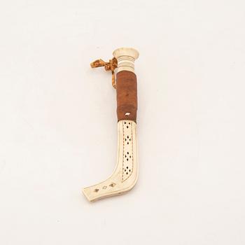 Per Ola Utsi kniv samearbete signerad.