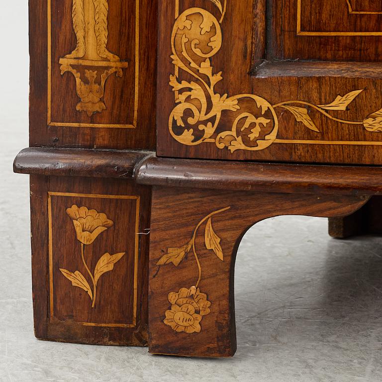 Hörnskåp, Holland 1800-tal.