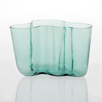 ALVAR AALTO, VASE. Savoy. Karhula, 1930s.