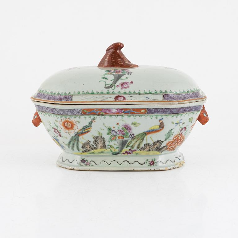 Terrin, kompaniporslin, Kina, Qingdynastin, Qianlong (1736-95).