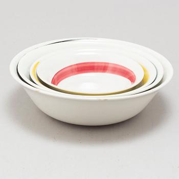 STIG LINDBERG, a set of 4 porcelain 'Cyklon' bowls, Gustavsberg 1950's.