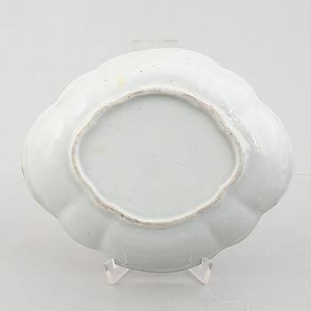 Six pieces of blue and white porcelain, China, Qing dynasty, late 18th-19th century.