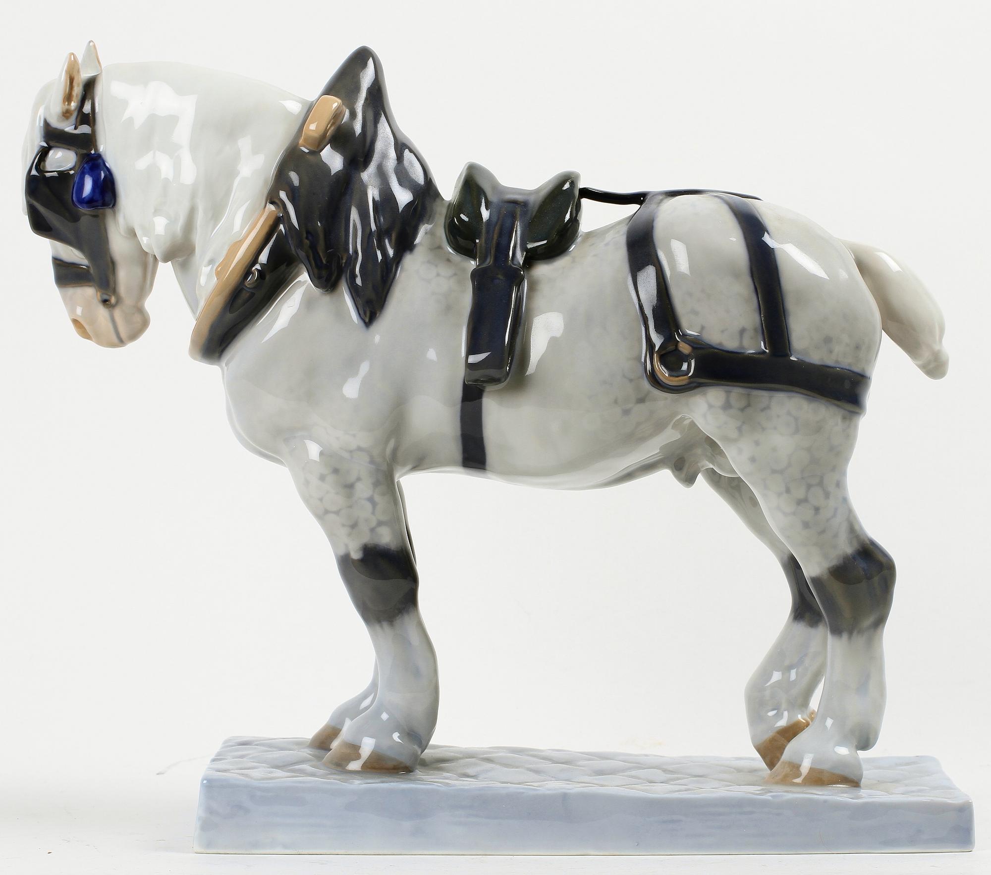 FIGURIN, porslin, CJ Buenesen, Royal Copenhagen, 1900-tal.