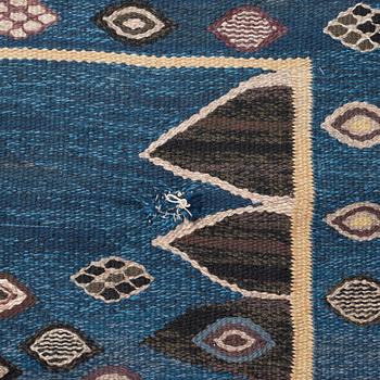 CARPET. "Snäckorna". Tapestry weave. 344,5 x 248 cm. Signed AB MMF BN.