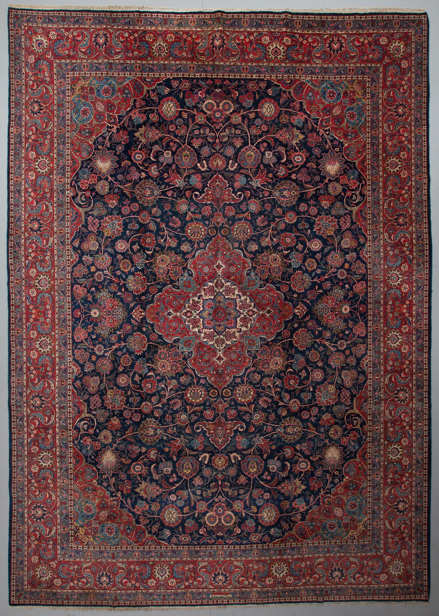 MATTA, semiantik persisk Kashan omkr 1920, sign. 
Ca 442 x 314.