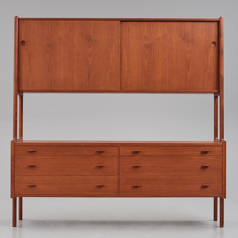 Hans J. Wegner, sideboard med överskåp, "RY20", RY Møbler, Danmark 1955.