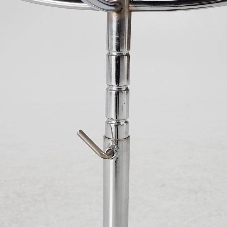Side table, "Pronto", Dux, later part of the 20th Century.