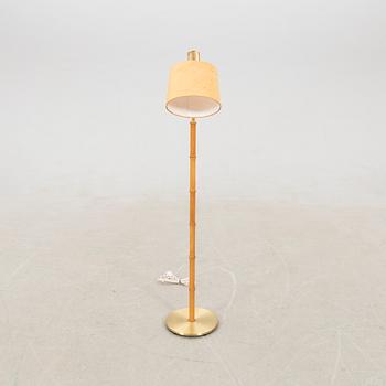 Golvlampa Falkenbergs belysning modell 7032 1900-talets andra hälft.