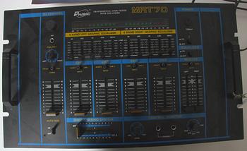 MIXER, Phonic MRT-70 discomixer.