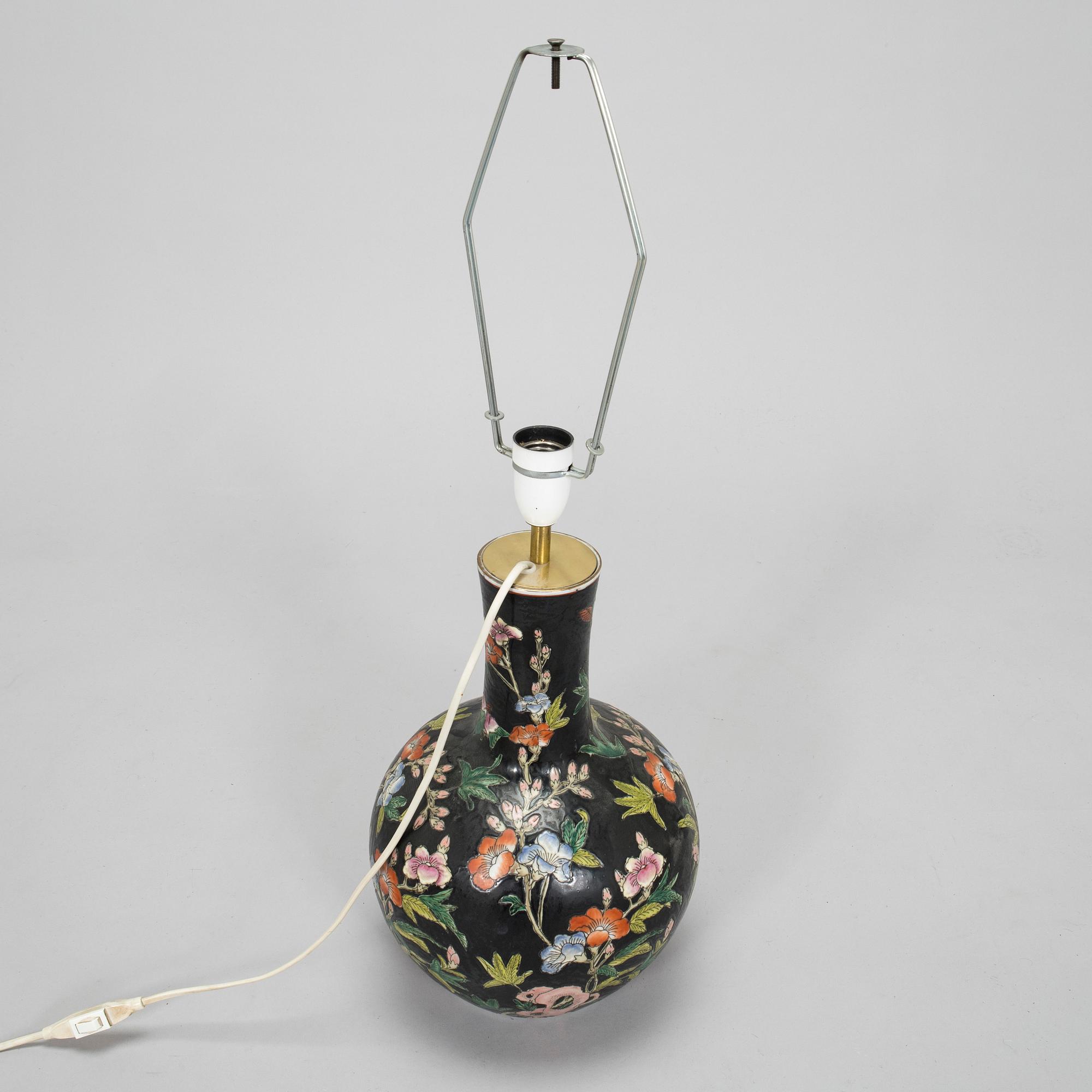 A 20th century table lamp, Macao.