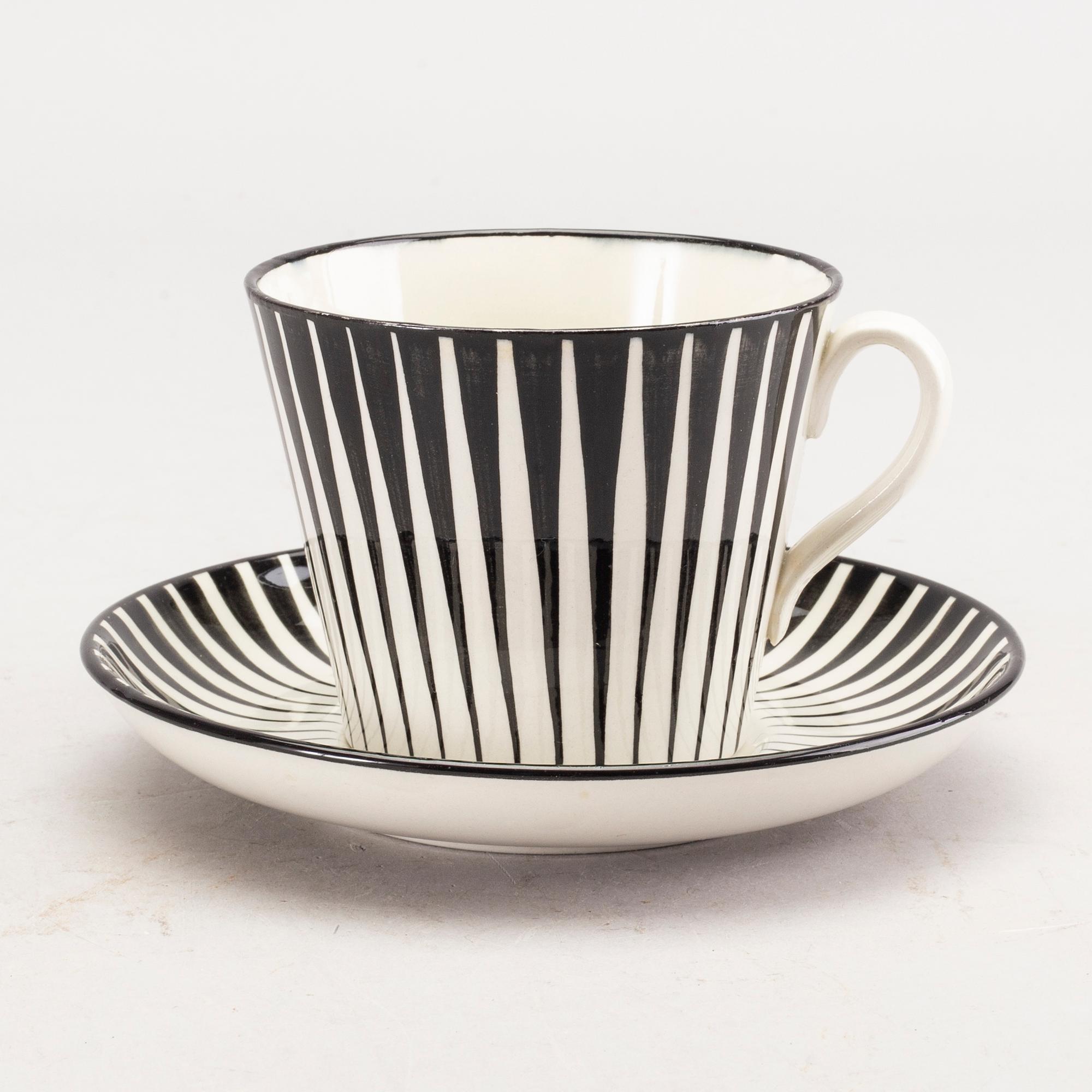 EUGEN TROST, 6 st tekoppar med fat,  stycken, flintgods, "Zebra", Gefle.